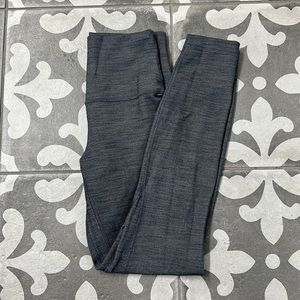 EUC lululemon herringbone aligns